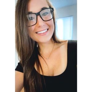 Meet your Posher, Jenna